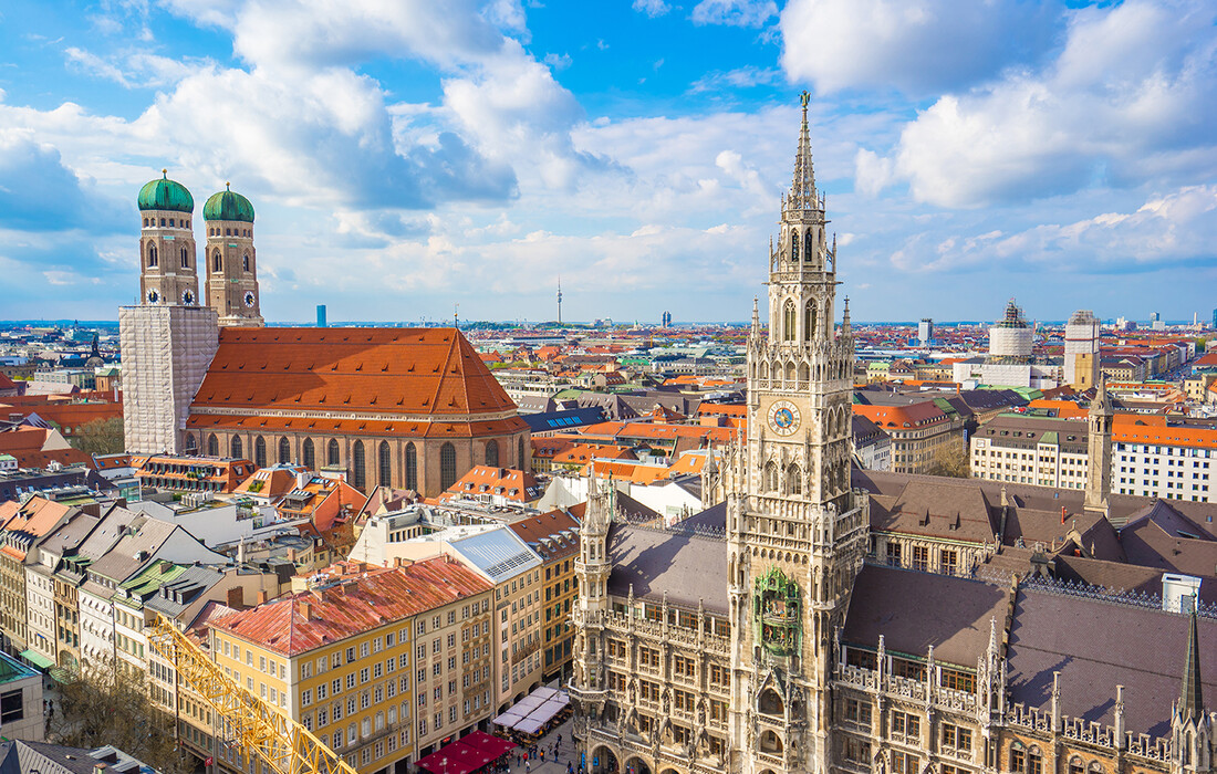 Marienplatz i Frauenkirche, autobusna putovanja, Mondo travel, europska putovanja, garantirani polaz