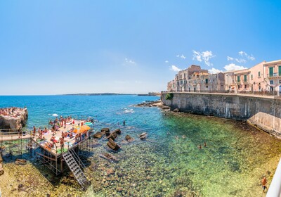 Siracusa, posebnim zrakoplovom iz zagreba