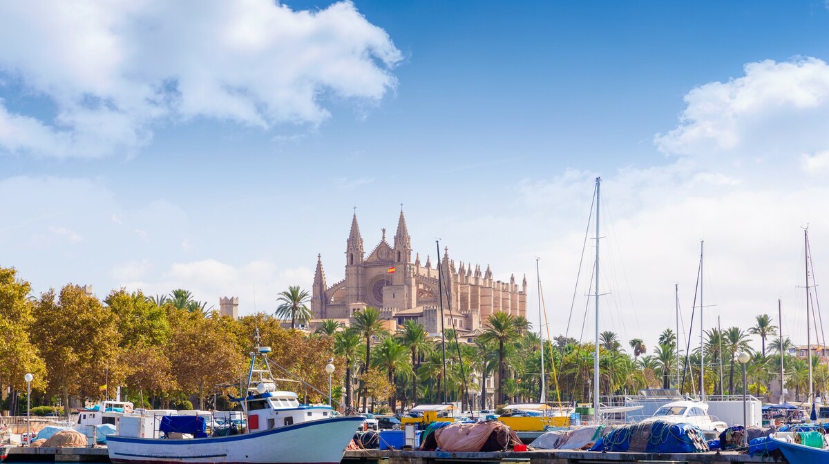 Katedrala La Seu u Palma de Mallorci, putovanje Mallorca, garantirani polasci