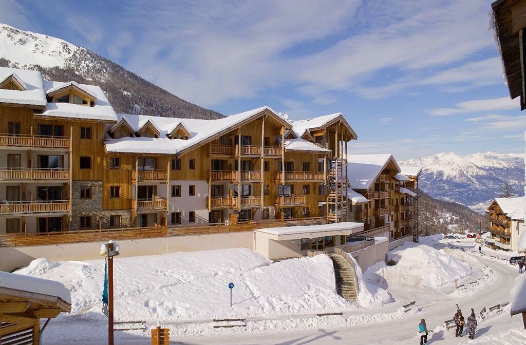 Skijanje Francuska, Les Orres, Residence Les Balcons des Airelles, izvana.