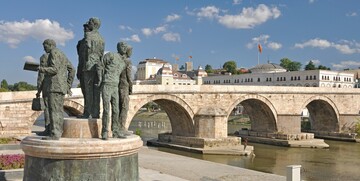 Makedonija, Skopje- prekrasan Dušanov most, putovanje autobusom