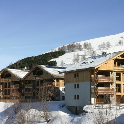 Skijanje u Francuskoj, Les 2 Alpes. Résidence Goleon Val Ecrins, izvana.