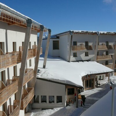 Skijanje u Italiji, skijalište Monte Bondone, Hotel Le Blanc Spa, pogled izvana