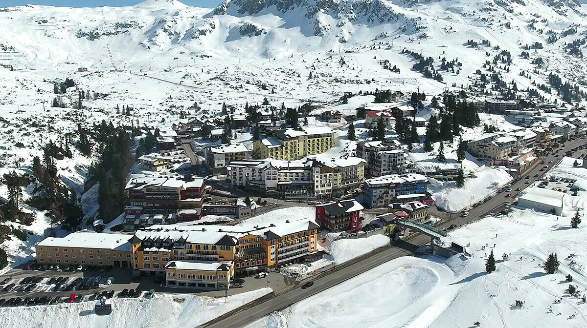 obertauern-places-hotel-airview-all