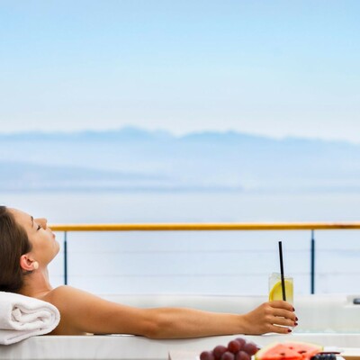 Opuštanje s pogledom na kvarnerski zaljev u hotelu Admiral, Opatija