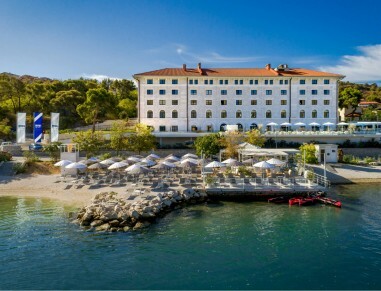 Trogir, Hotel Brown beach house