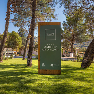 Valamar Amicor Resort, ulaz