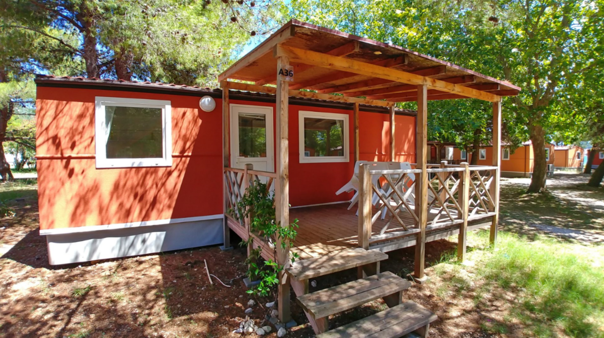Perna Kamp, Bianca 