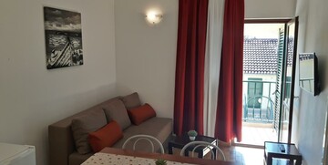 Ljetovanje u Hrvatskoj, odmor, Belvedere Apartmani,dnevna soba sa izlazom na balkon