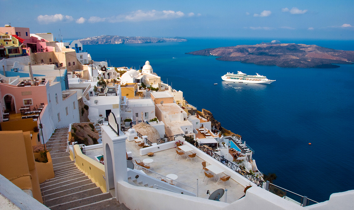 Krstarenje Mediteran, Grčka otok Santorini