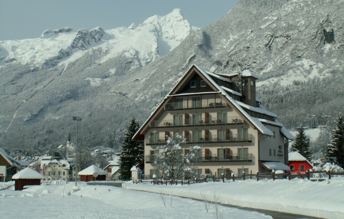 Bovec, Hotel Mangart, zima 