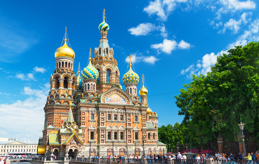 Šareni tornjići crkve Kristova uskrsnuća, putovanje Sankt Peterburg, mondo travel