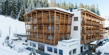 Skijanje u Italiji, Alta Badia, Pedraces, Hotel Melodia del Bosco, pogled izvana