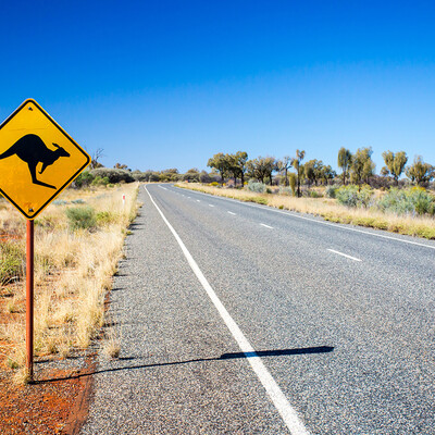 znak za klokana na cesti, putovanje australija, daleka putovanja, garantirani polasci
