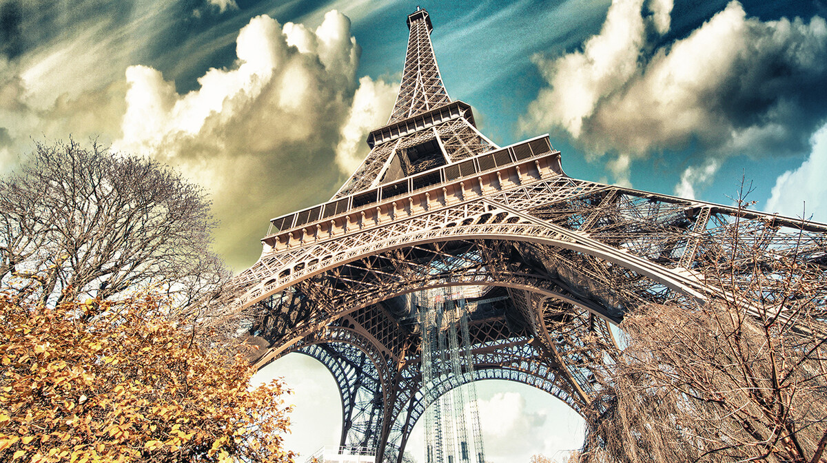 Eiffelov toranj, putovanje u Pariz