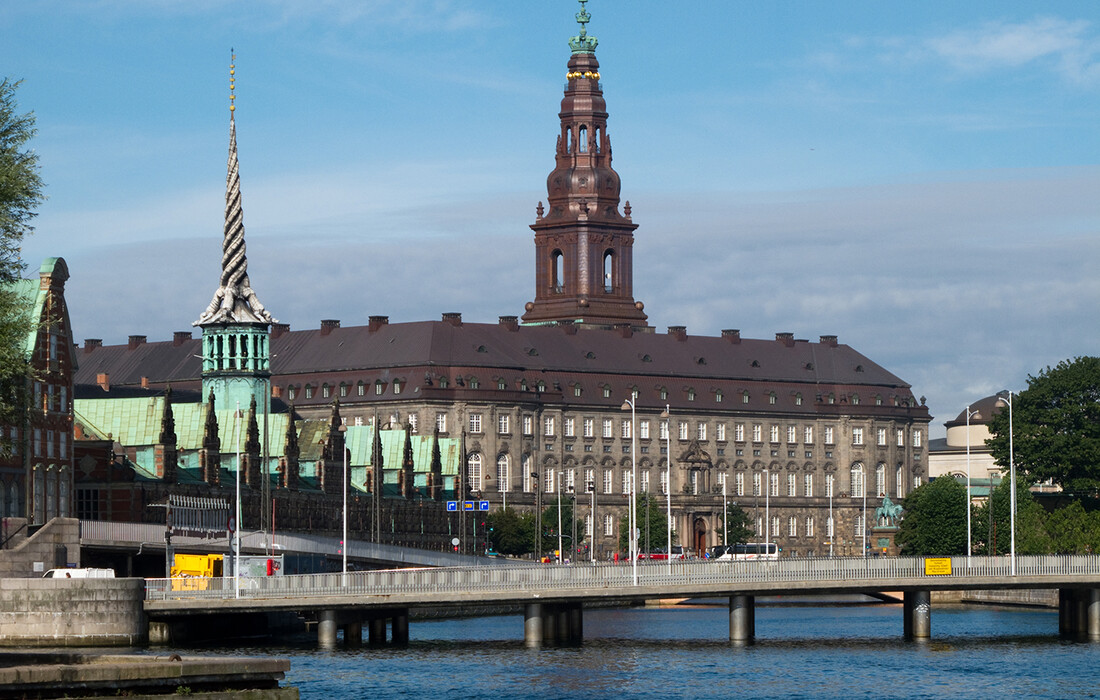 Palača Christiansborg iz 18 st.,sjedište danskog parlamenta
