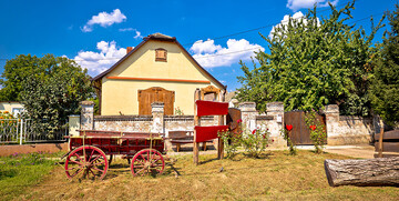 putovanja hrvatska, autobusni polasci, mondo travel