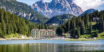 Skijanje u Italiji, skijalište Cortina d’Ampezzo, Grand hotel Misurina, proljeće