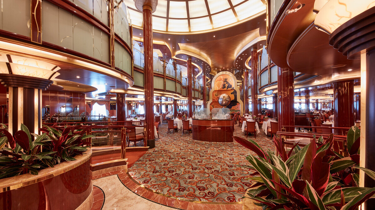 Cunard Queen Victoria, Brittania Restaurant
