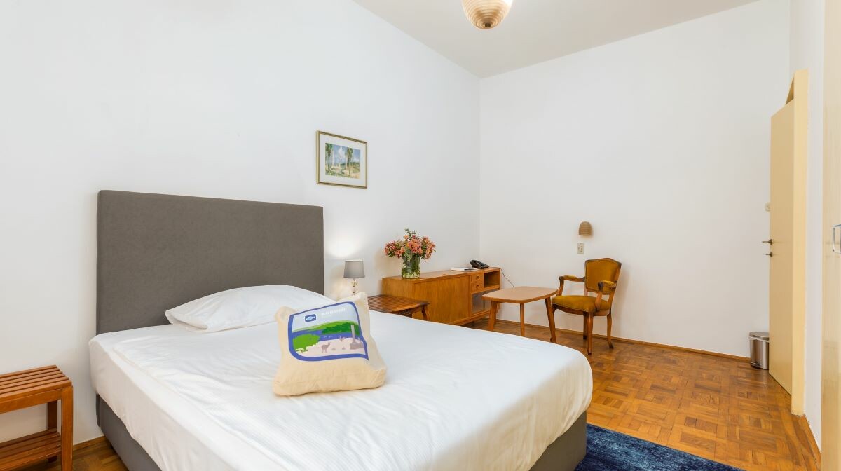 Hotel Karmen, dvokrevetna soba