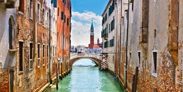 pogled kroz kanal u Veneciji, autobusna putovanja, Mondo travel, europska putovanja, garantirani pol