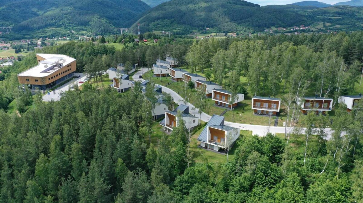 Tarčin Forest Resort, panorama