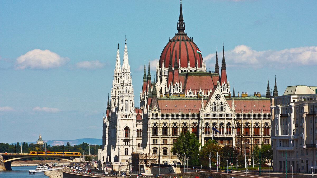 Parlament u Budimpešti, putovanje u Budimpeštu autobusom