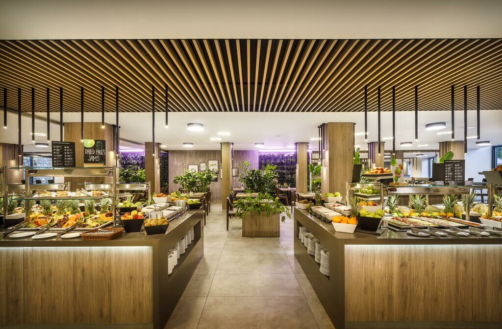 Rovinj, Hotel Istra, buffet