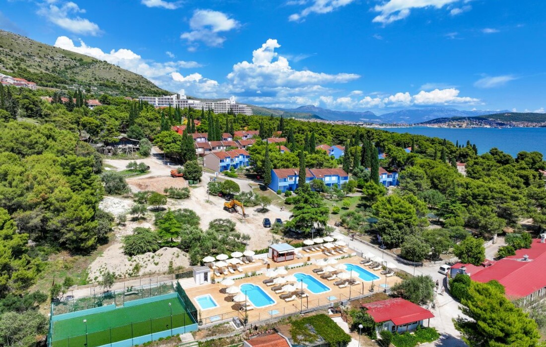 Apartmani Medena, bazen