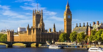 Parlament i Big Ben, putovanje u London avionom