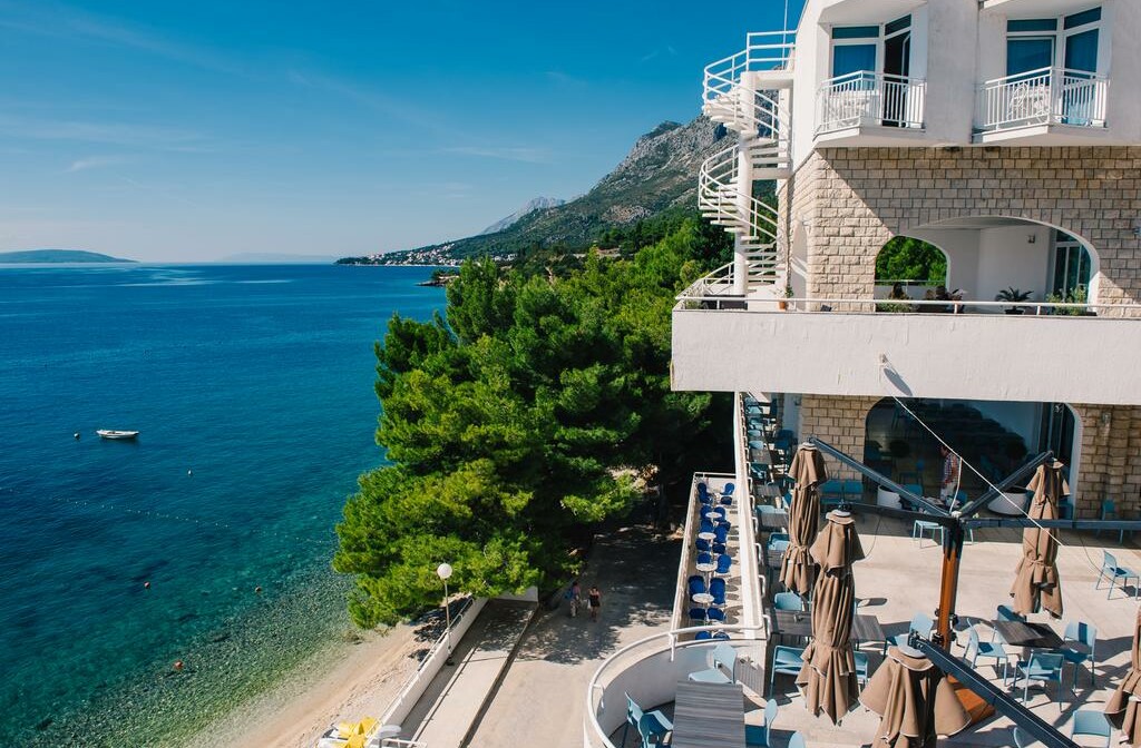 Adriatiq Hotel i depandansa Labineca, Gradac