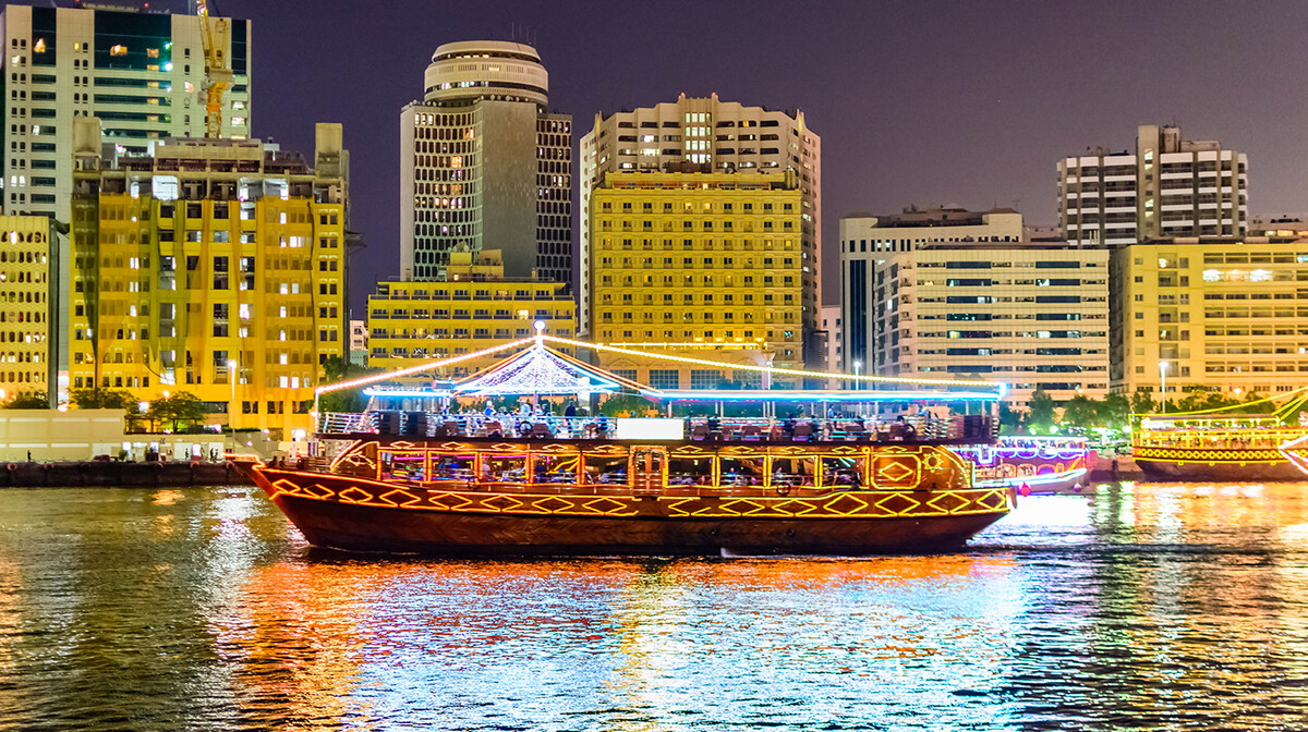 Dhow Cruise Dubai, putovanje u Dubai, Emirati, grupni polasci, daleka putovanja