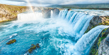 Predivan slap Godafoss, putovanje na Island na direktnom letu