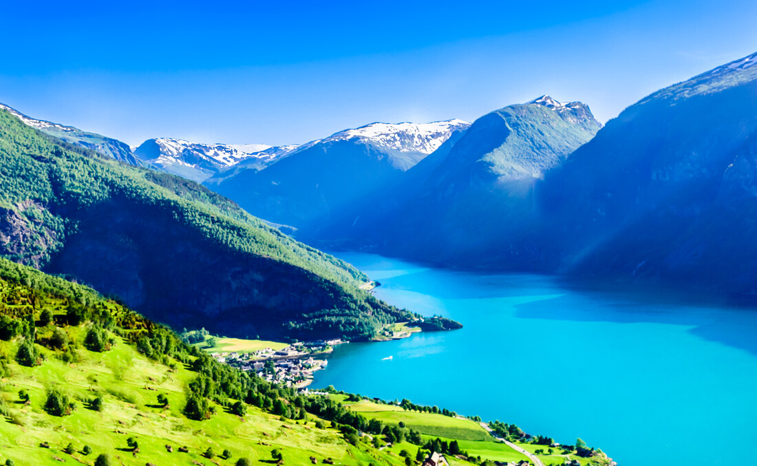 Norveška, Aurlandfjord i Sognefjord s vidikovca Stegastein