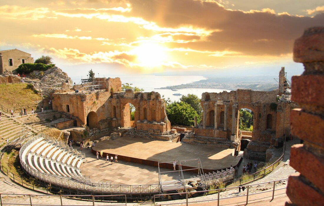 Teatro greco Taormina, putovanje u Italiju, Sicilija, putovanje zrakoplovom