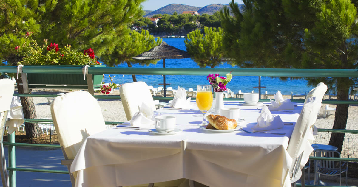 Krapanj (Šibenik), Hotel Spongiola 4*