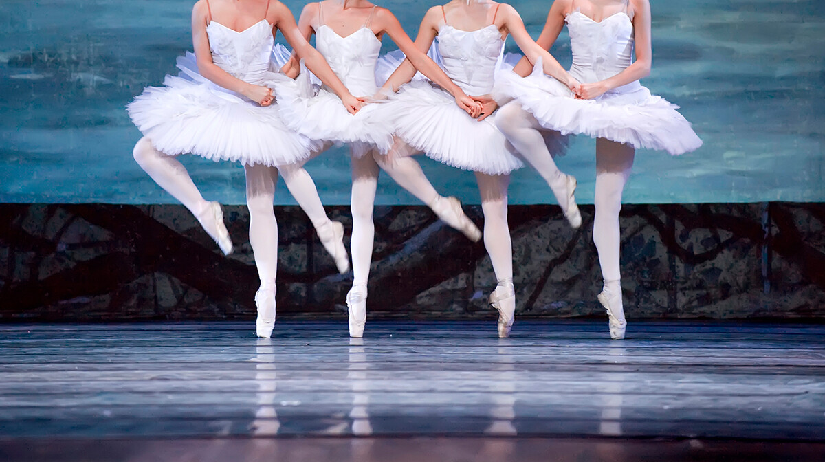 Ruske balerine u predstavi Labuđe jezero, putovanje u St.Peterburg, europska potovanja avionom