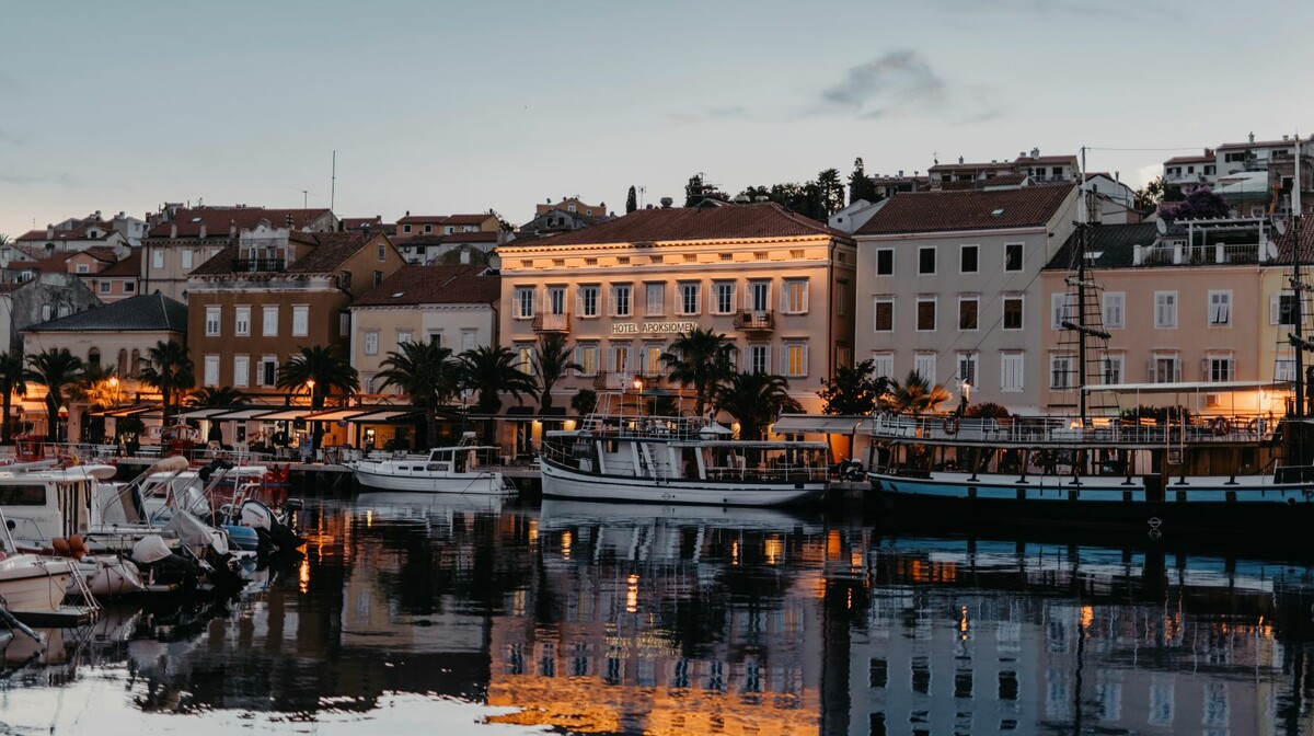 Mali Lošinj, Hotel Apoksiomen