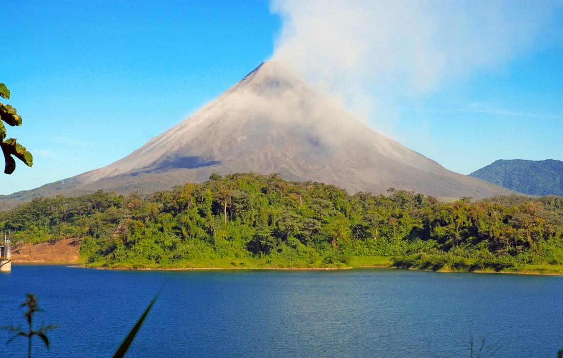Kostarika, dom mnogobrojnih vulkana, garantirani polasci, putovanja sa pratiteljem, vođene ture