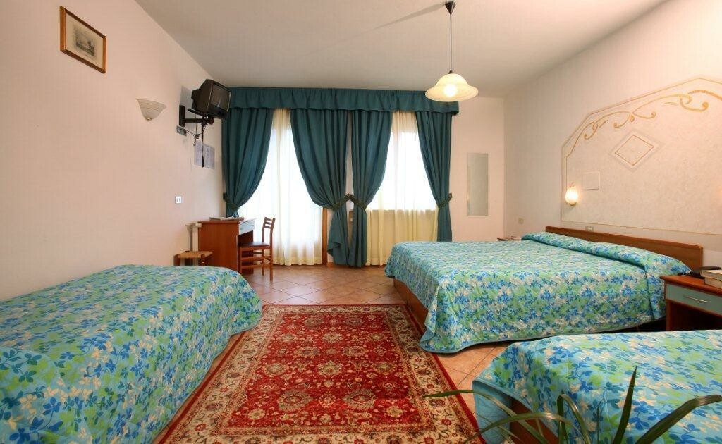 Skijanje u Italiji, skijalište Andalo / Paganella, Andalo, Hotel Splendid, primjer sobe