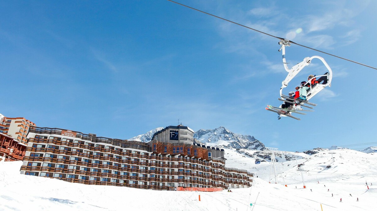 Skijanje u Francuskoj, Val Thorens Residence Tourotel ski sedežnica