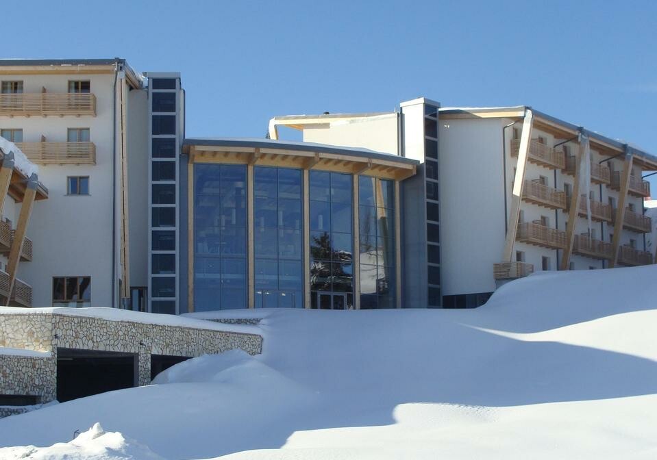 Skijanje u Italiji, skijalište Monte Bondone, Hotel Le Blanc Spa, pogled izvana