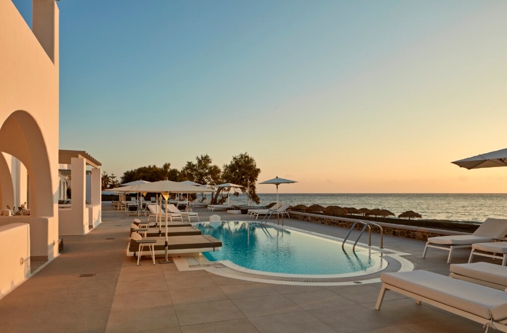 Grčka, Santorini, Costa Grand Resort & Spa 5*