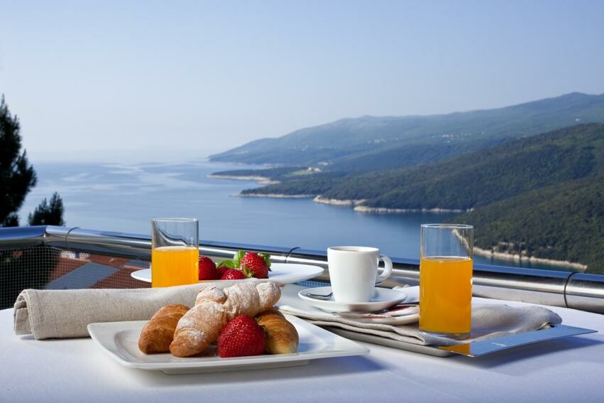 Rabac, Hotel Villa Annette, doručak uz pogled