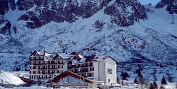 Skijanje u Italiji, skijalište Passo Tonale, Hotel Piandineve, pogled izvana