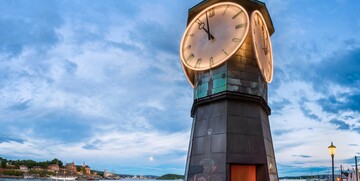 Toranj sa satom u Oslu, putovanje u Oslo, Skandinavija