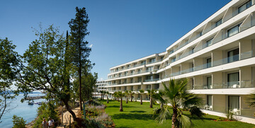 Hotel Ičići s pogledom na more.