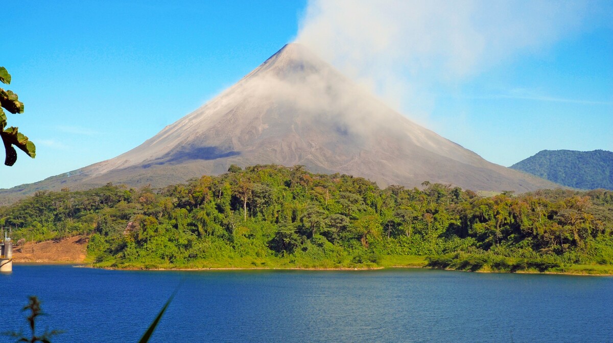 Kostarika, dom mnogobrojnih vulkana, garantirani polasci, putovanja sa pratiteljem, vođene ture