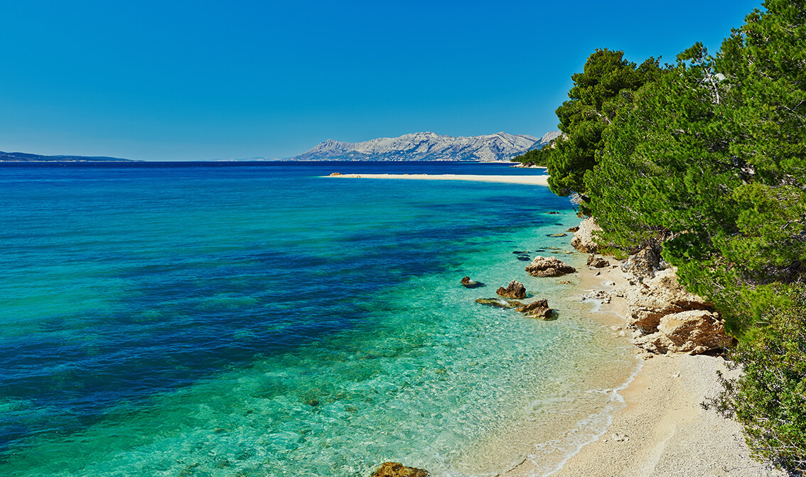 Plaža u Makarskoj, ljetovanje Makarska, Makarska rivijera
