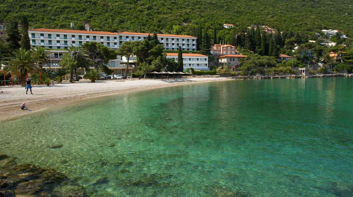 Hotel Faraon, Trpanj, Pelješac, plaža